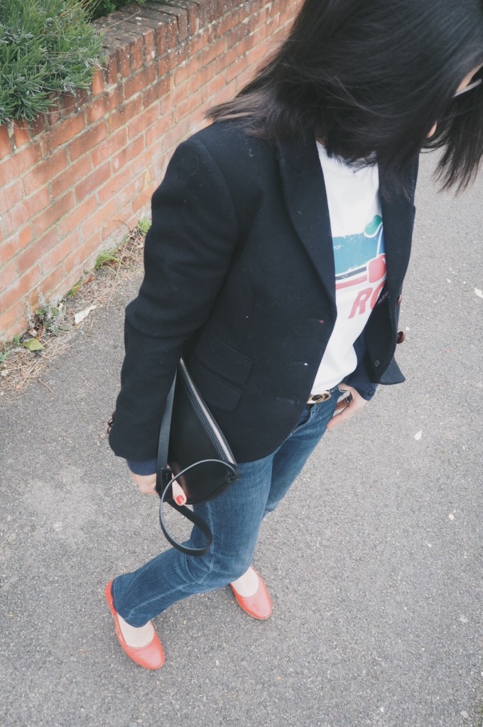 ... wore it with jeans, blazer and a pop of red on my feet!