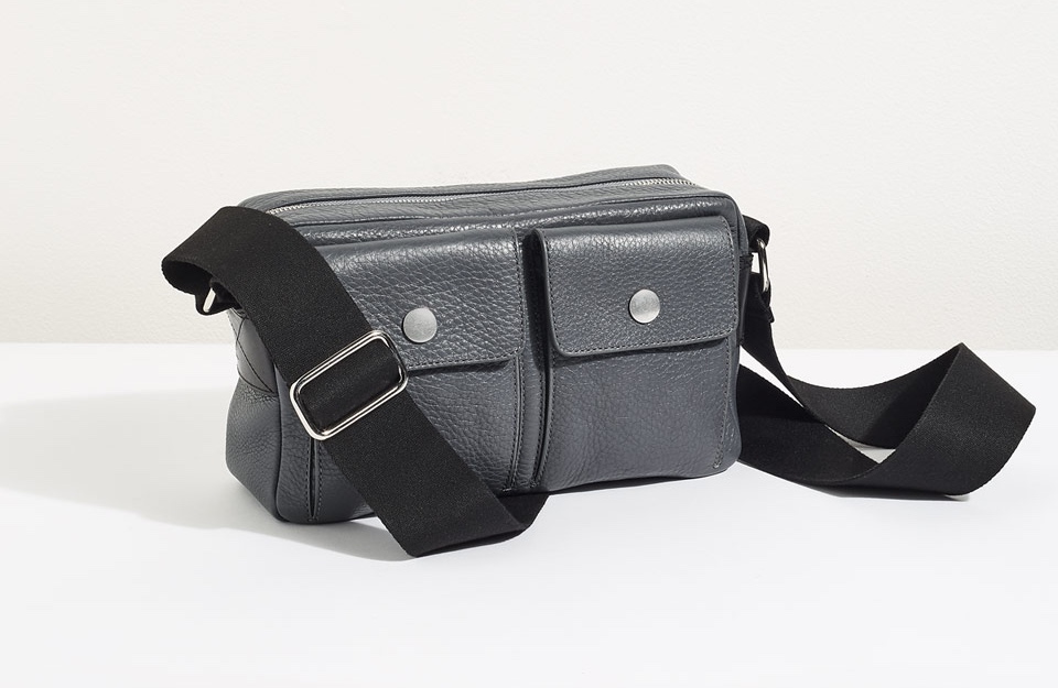 jigsaw-booker-utilitarian-bag